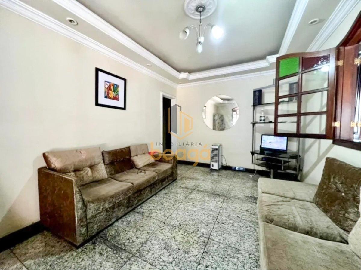 Casa, Santa Terezinha, 3 Quartos, 4 Vagas, 1 Suíte