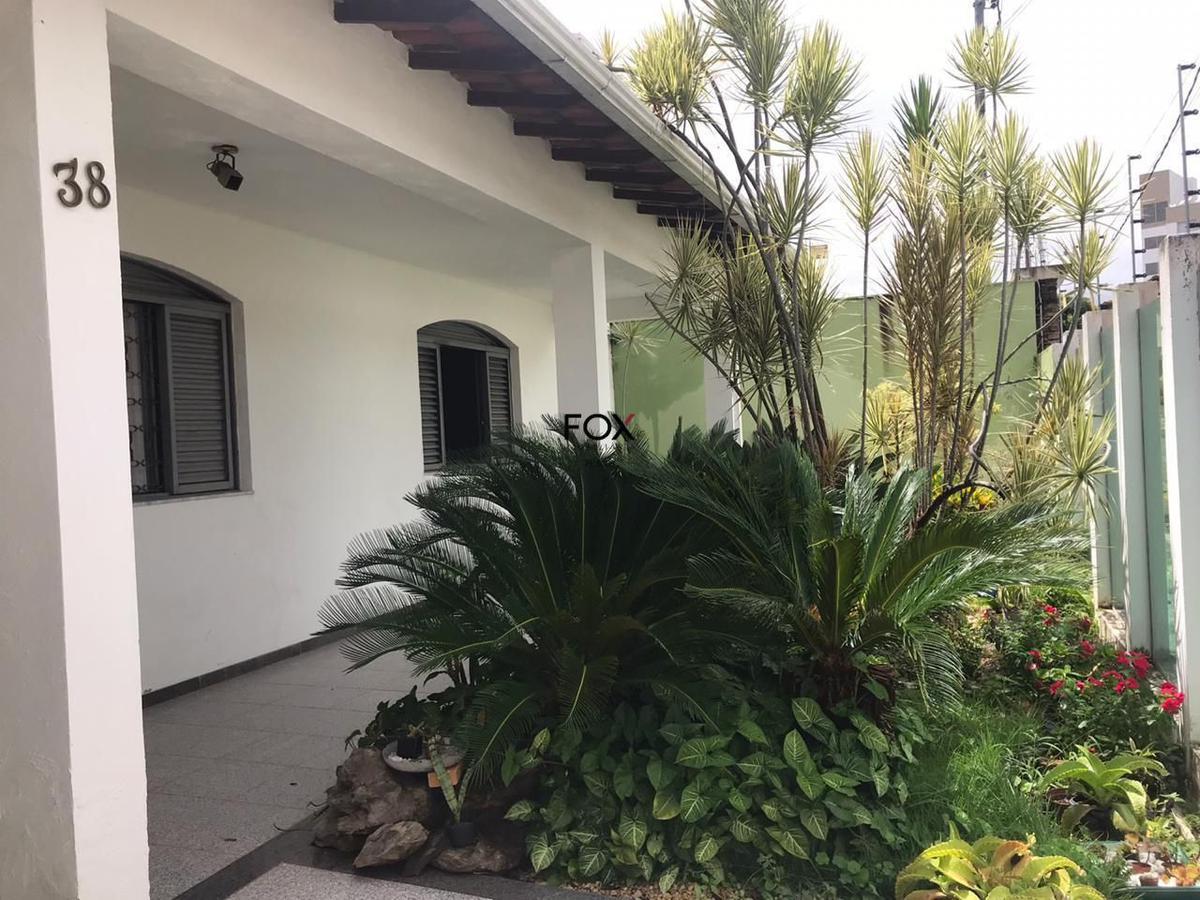 Casa, Centro, 4 Quartos, 2 Vagas, 2 Suítes