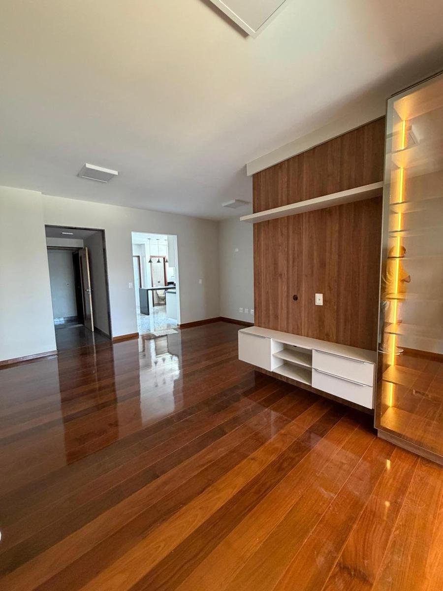 Apartamento, Savassi, 2 Quartos, 0 Vaga, 1 Suíte