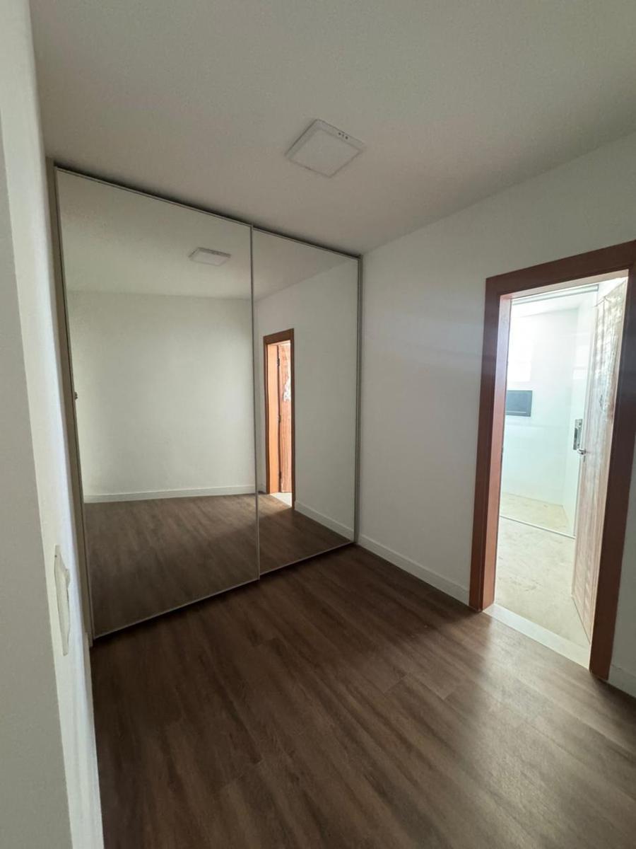 Apartamento, Colégio Batista, 4 Quartos, 2 Vagas, 2 Suítes