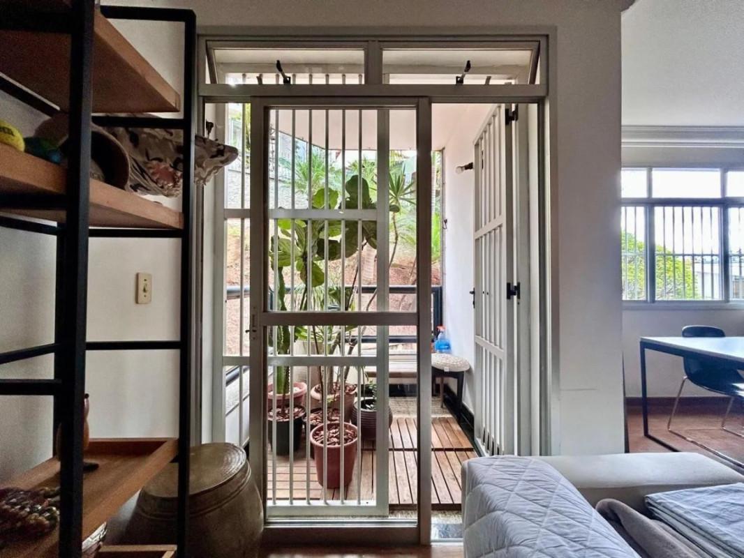 Apartamento, Vila Paris, 2 Quartos, 1 Vaga