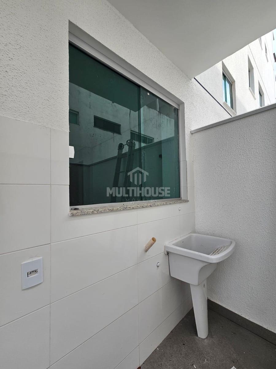 Apartamento, Santa Mônica, 2 Quartos, 0 Vaga, 2 Suítes