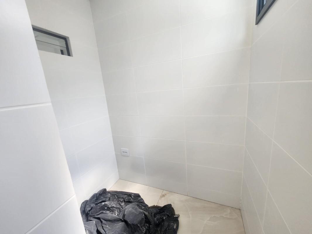 Casa, Cabral, 3 Quartos, 4 Vagas, 1 Suíte