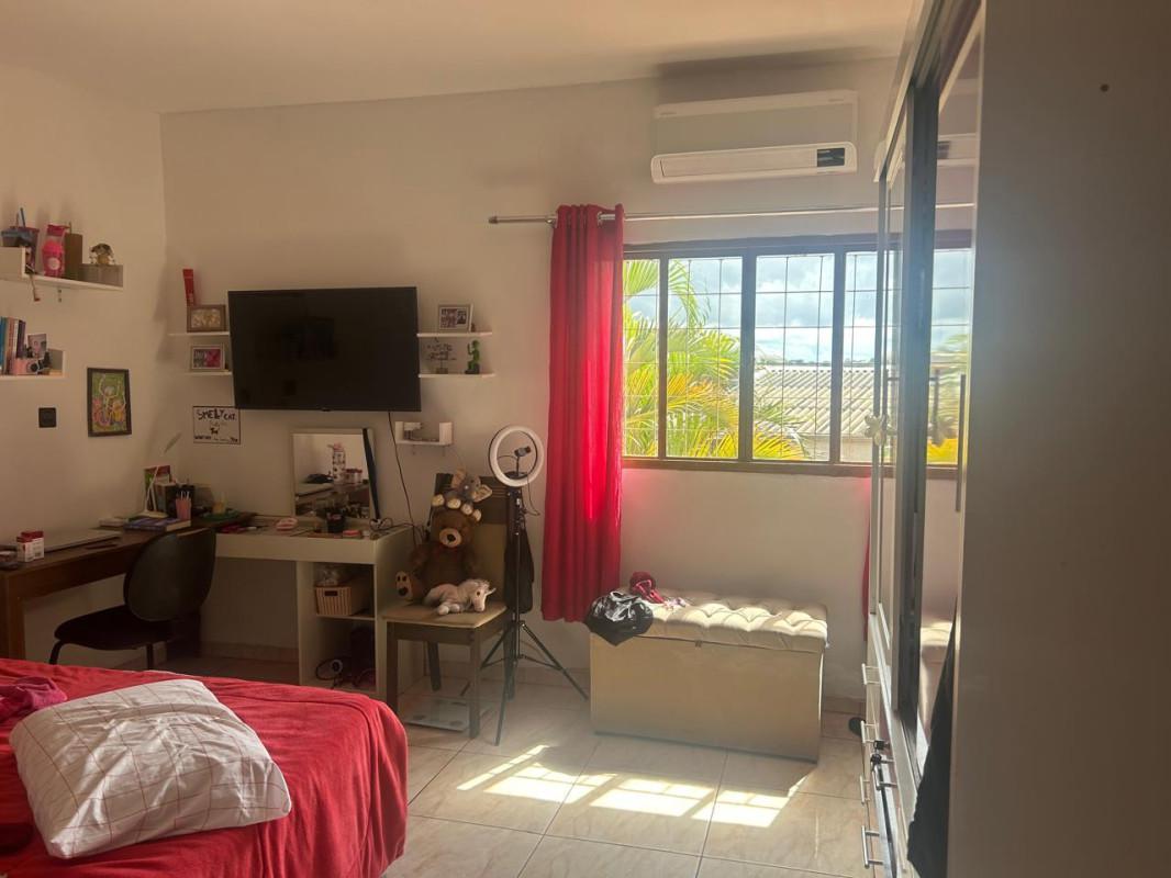 Casa, Diamante, 5 Quartos, 4 Vagas, 2 Suítes