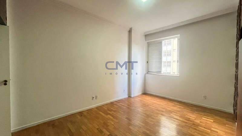 Apartamento, Centro, 4 Quartos, 2 Vagas, 1 Suíte