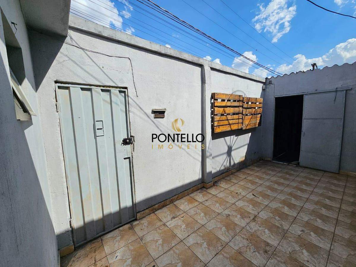 Casa, Esperança, 4 Quartos, 2 Vagas, 1 Suíte