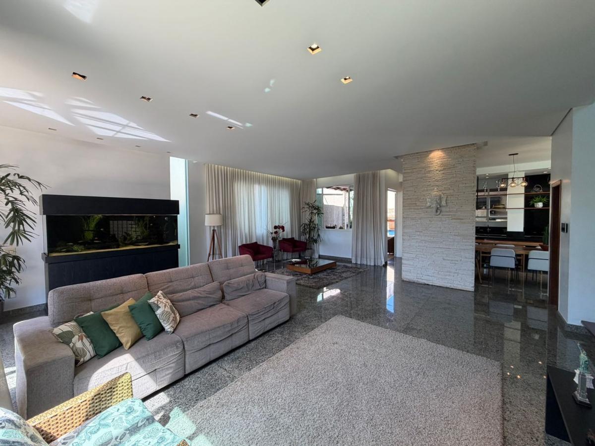 Casa, Jardim Riacho das Pedras, 3 Quartos, 4 Vagas, 1 Suíte