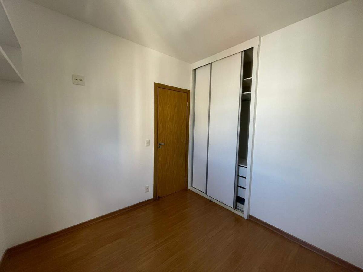 Cobertura, Buritis, 4 Quartos, 0 Vaga, 1 Suíte