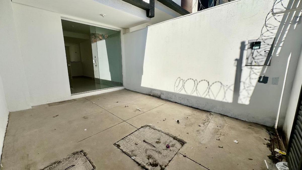 Casa, Piratininga (venda Nova), 2 Quartos, 1 Vaga, 2 Suítes