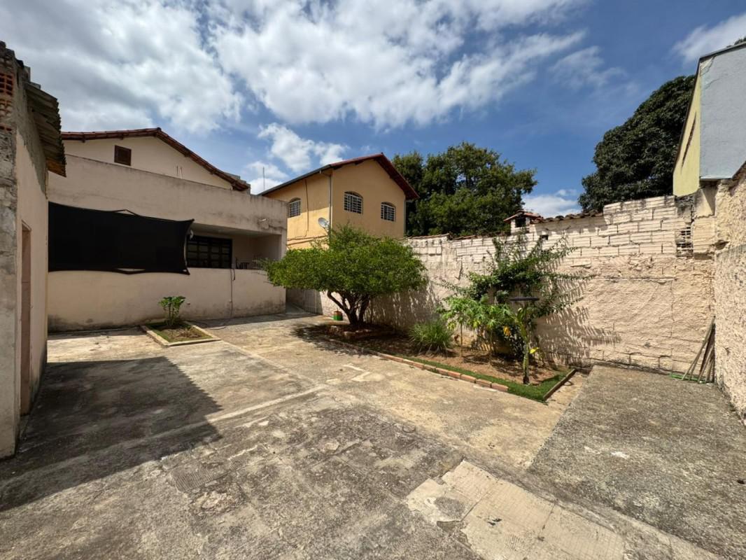 Casa, Paquetá, 3 Quartos, 3 Vagas, 2 Suítes