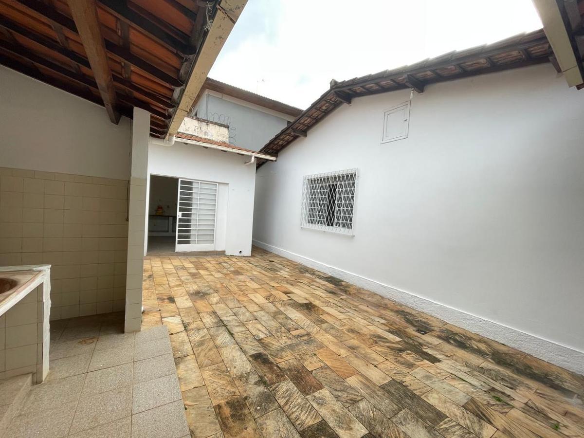 Casa, Cidade Nova, 3 Quartos, 4 Vagas, 1 Suíte