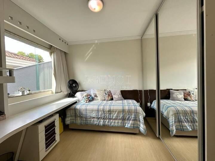 Casa, Paquetá, 4 Quartos, 0 Vaga, 1 Suíte