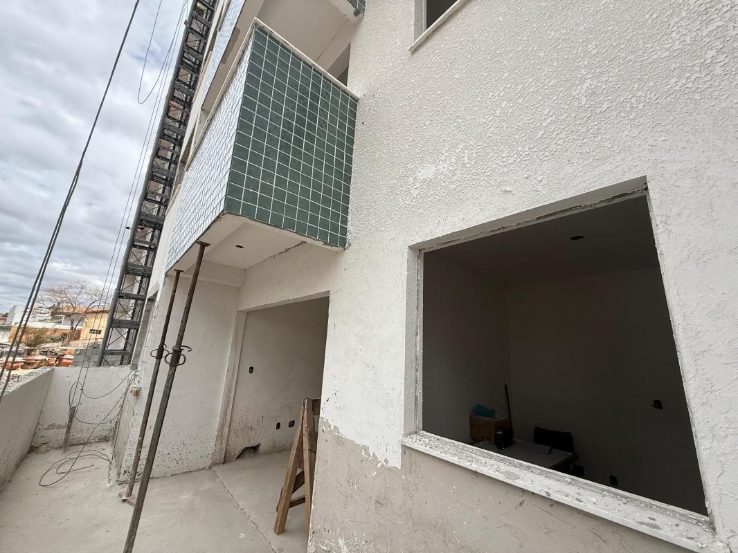Apartamento, Santa Mônica, 2 Quartos, 2 Vagas, 1 Suíte