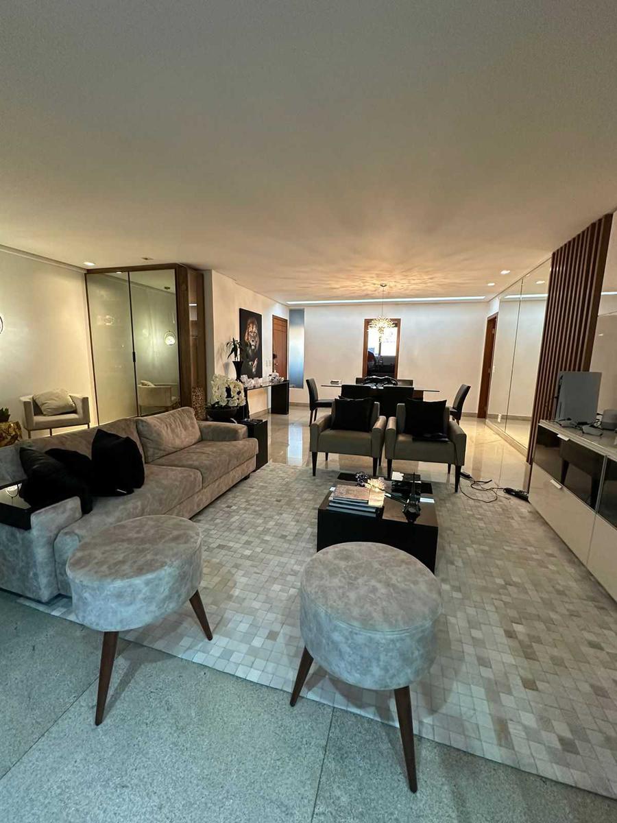 Apartamento, Castelo, 4 Quartos, 3 Vagas, 2 Suítes