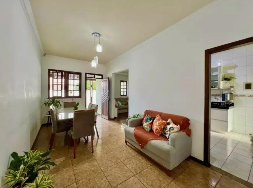 Casa, Santa Amélia, 3 Quartos, 2 Vagas, 1 Suíte