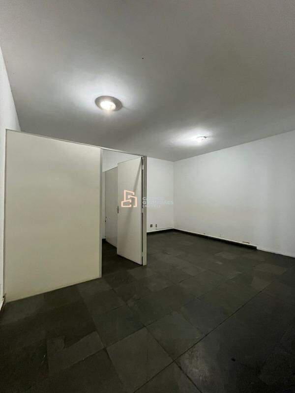 Sala, Alípio de Melo