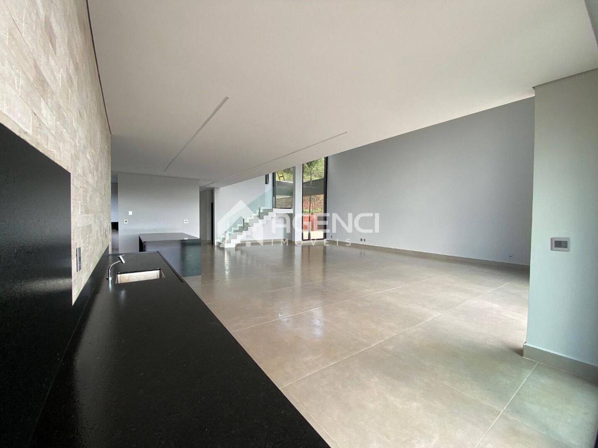 Casa, Alphaville - Lagoa dos Ingleses, 4 Quartos, 0 Vaga, 3 Suítes