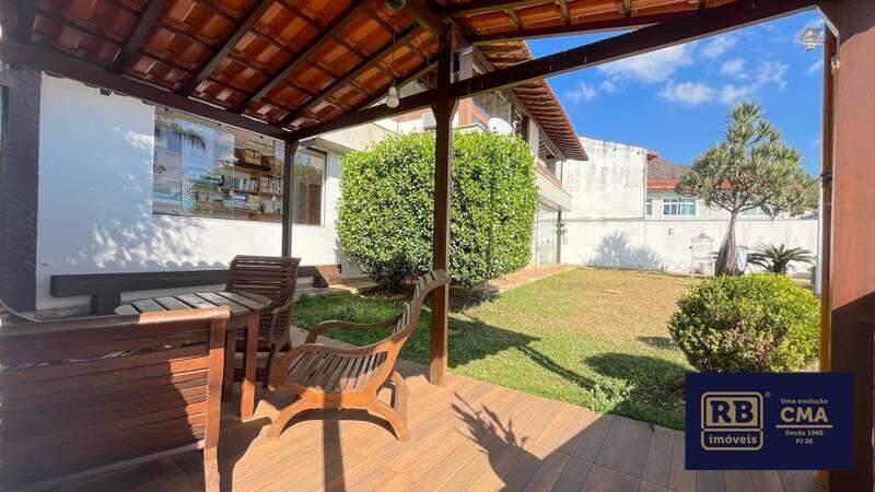 Casa, Mangabeiras, 4 Quartos, 4 Vagas, 2 Suítes