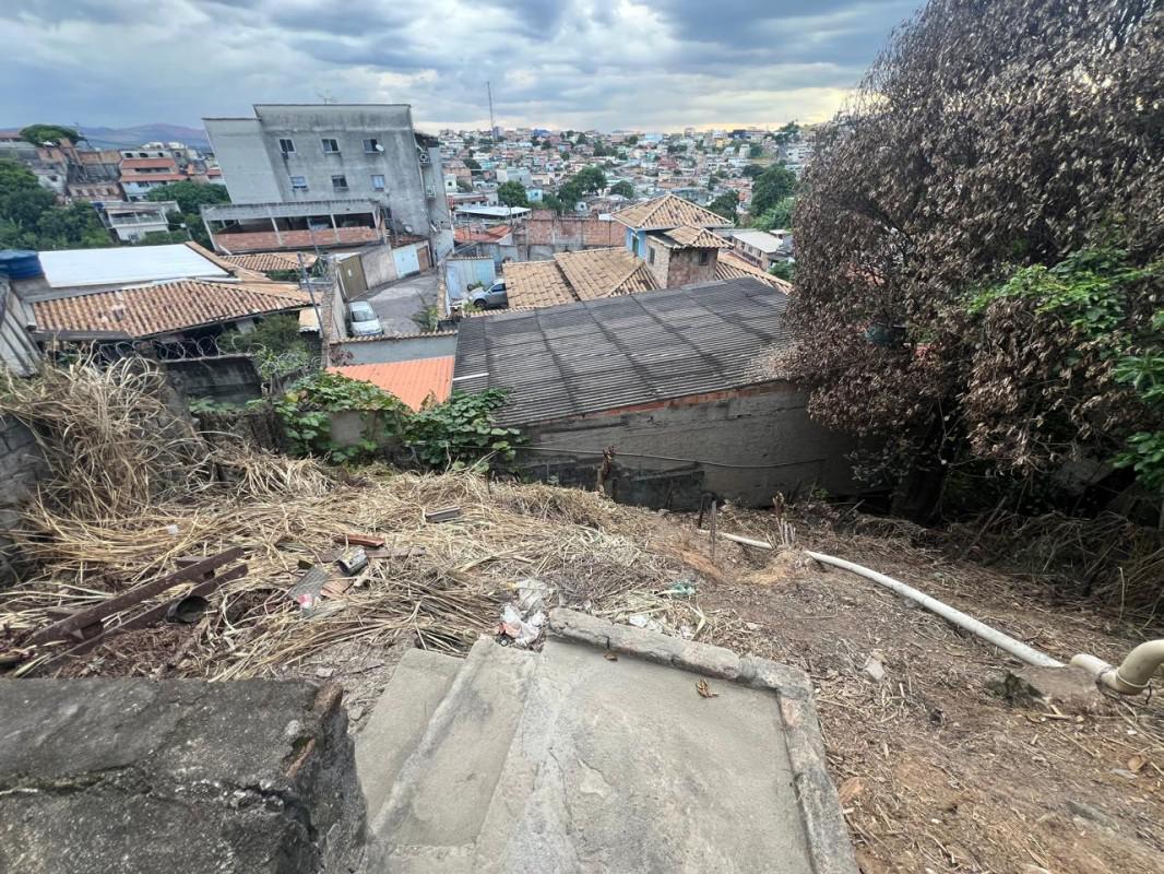 Casa, Lindéia, 3 Quartos, 2 Vagas