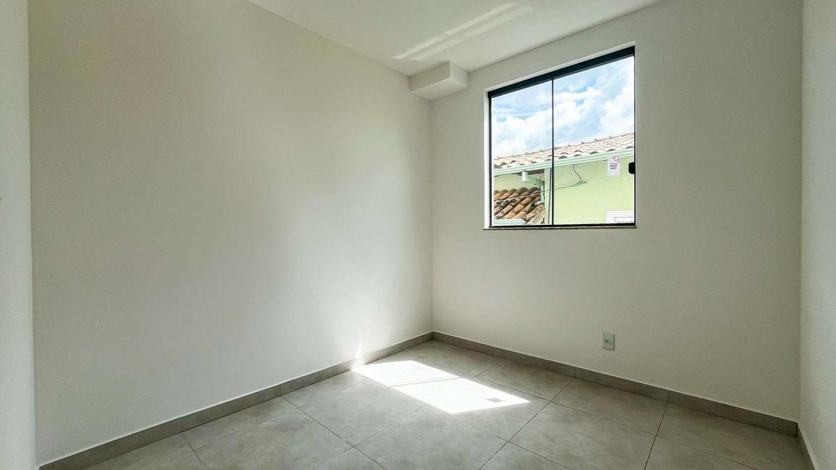 Casa, Candelária, 3 Quartos, 0 Vaga, 1 Suíte