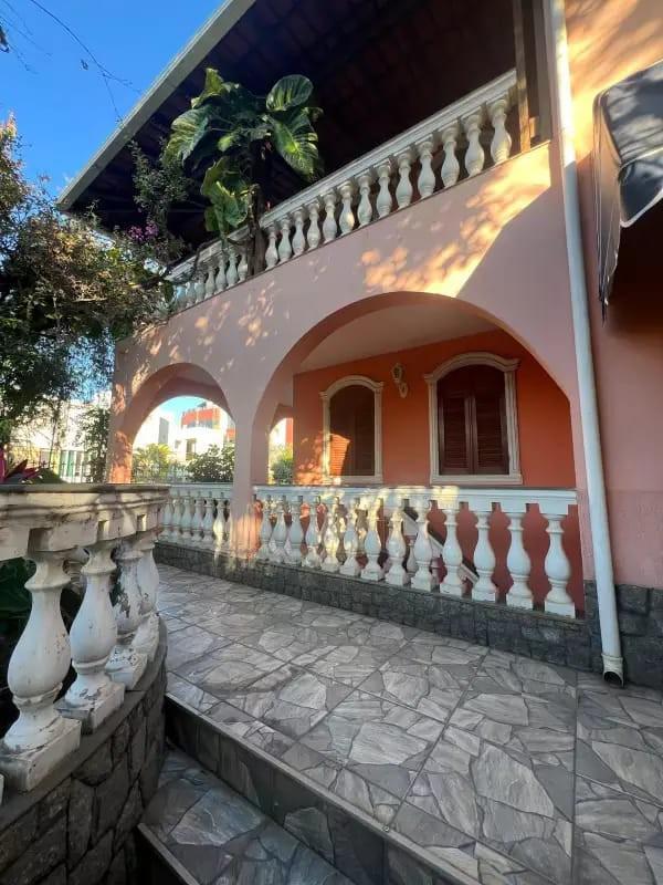 Casa, Barreiro, 5 Quartos, 4 Vagas, 1 Suíte