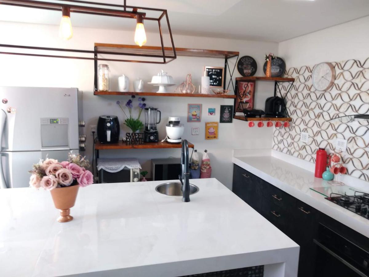 Casa, Funcionários, 2 Quartos, 1 Vaga