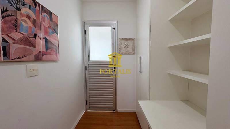 Cobertura, Funcionários, 3 Quartos, 3 Vagas, 1 Suíte