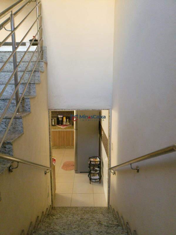 Casa, Primavera, 6 Quartos, 3 Vagas, 1 Suíte