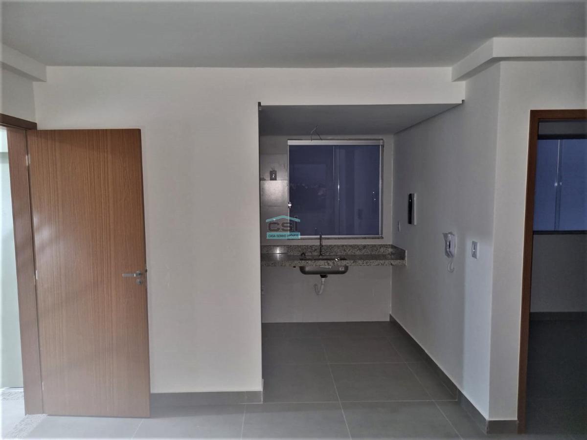 Apartamento, Candelária, 2 Quartos, 2 Vagas, 1 Suíte