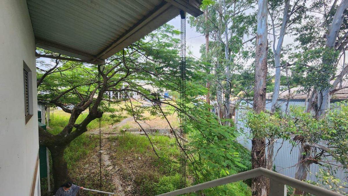 Galpão, Califórnia, 0 Quarto, 0 Vaga