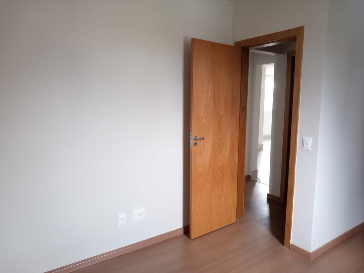 Cobertura, União, 4 Quartos, 2 Vagas, 2 Suítes