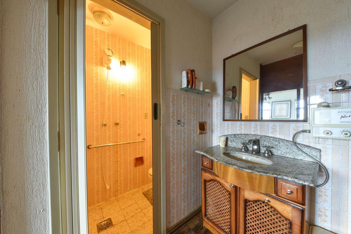 Casa, Santa Lúcia, 5 Quartos, 4 Vagas, 3 Suítes