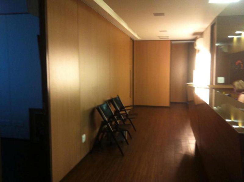 Andar, Estoril, 0 Quarto, 2 Vagas