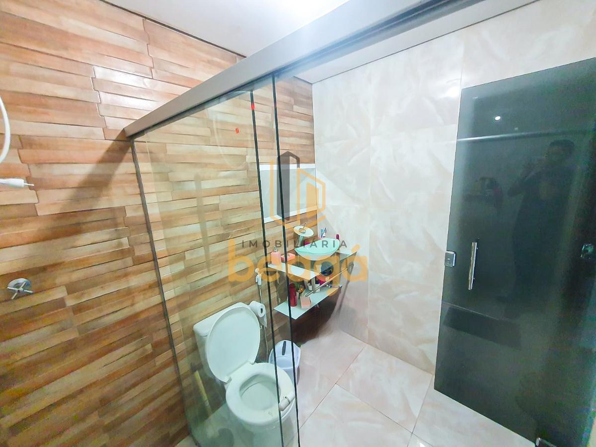 Casa, Arvoredo, 4 Quartos, 2 Vagas, 1 Suíte
