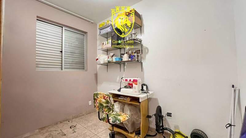 Casa, Buritis, 5 Quartos, 0 Vaga, 1 Suíte