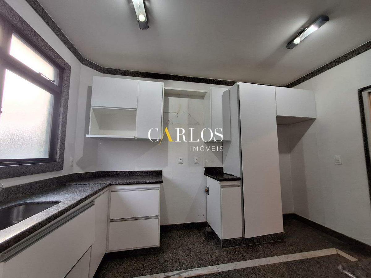Apartamento, Luxemburgo, 4 Quartos, 3 Vagas, 1 Suíte