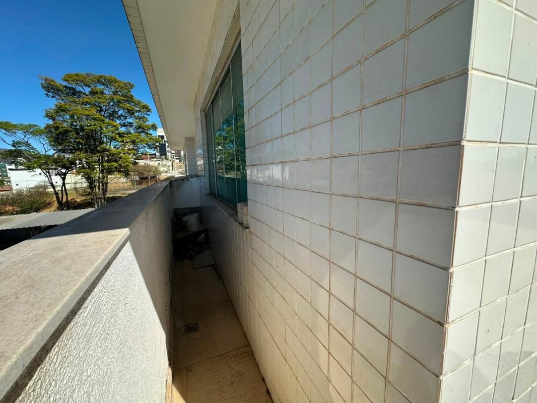 Cobertura, Barreiro, 3 Quartos, 1 Vaga, 1 Suíte