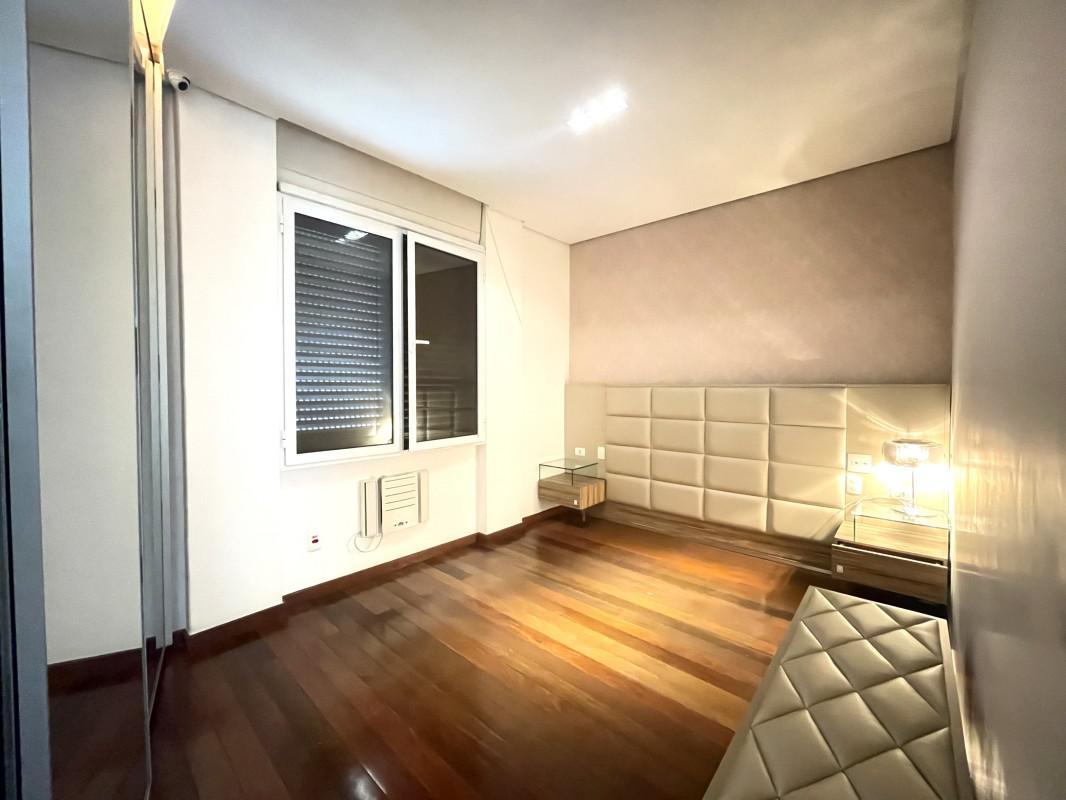Apartamento, Funcionários, 4 Quartos, 3 Vagas, 2 Suítes