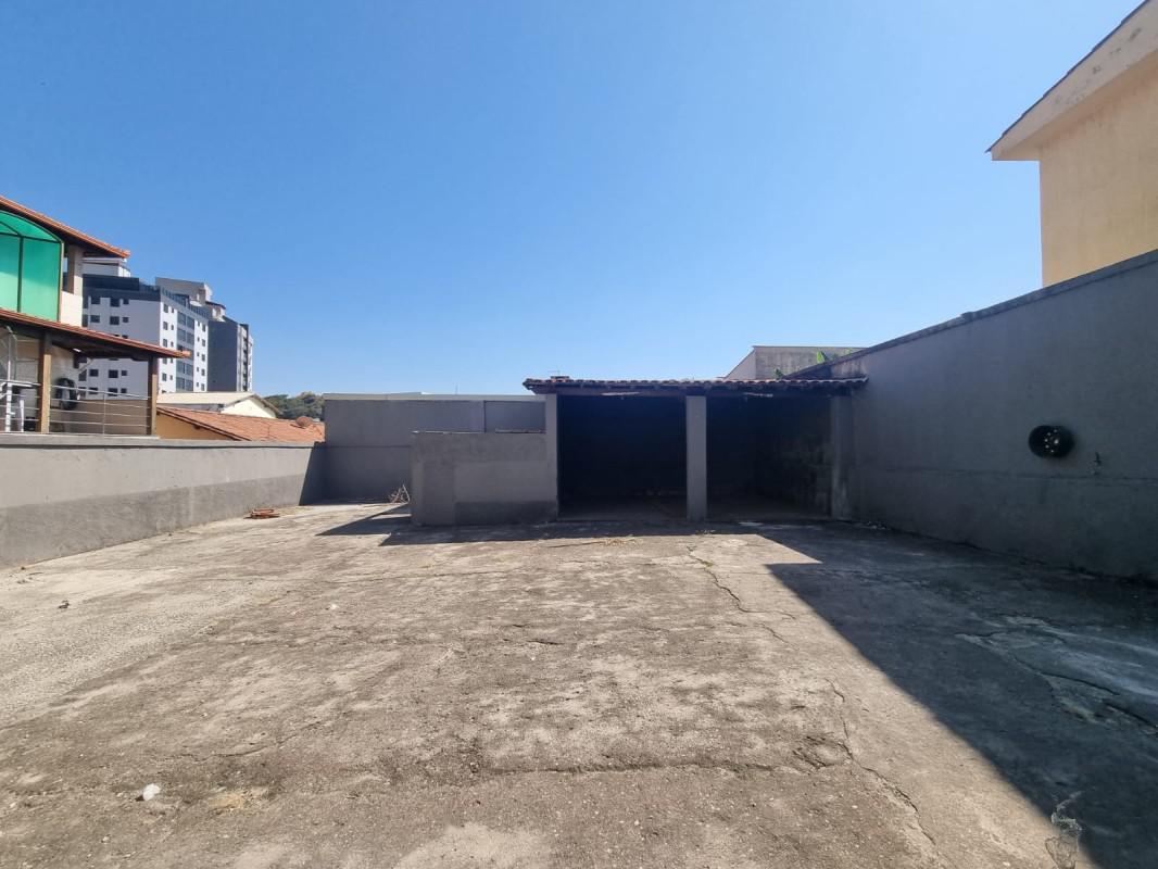 Casa, Jardim Riacho das Pedras, 3 Quartos, 10 Vagas, 1 Suíte