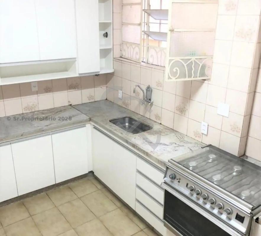 Casa, Lourdes, 5 Quartos, 2 Vagas, 1 Suíte