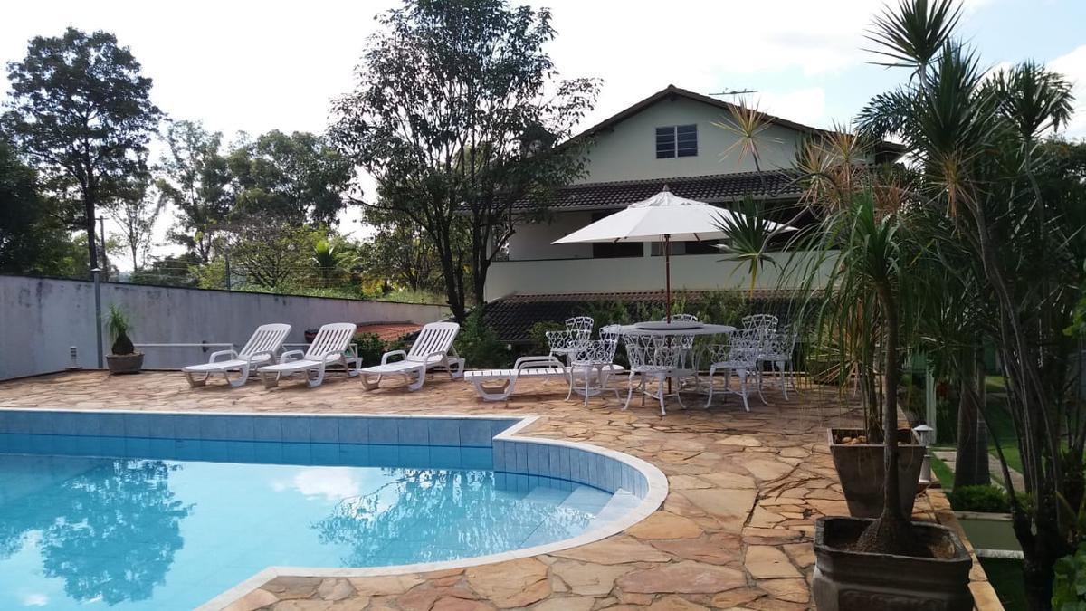 Casa, Braúnas, 6 Quartos, 4 Vagas, 2 Suítes