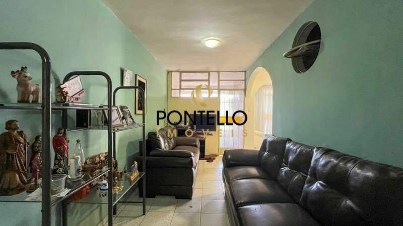 Casa, Conjunto Celso Machado, 3 Quartos, 4 Vagas, 1 Suíte