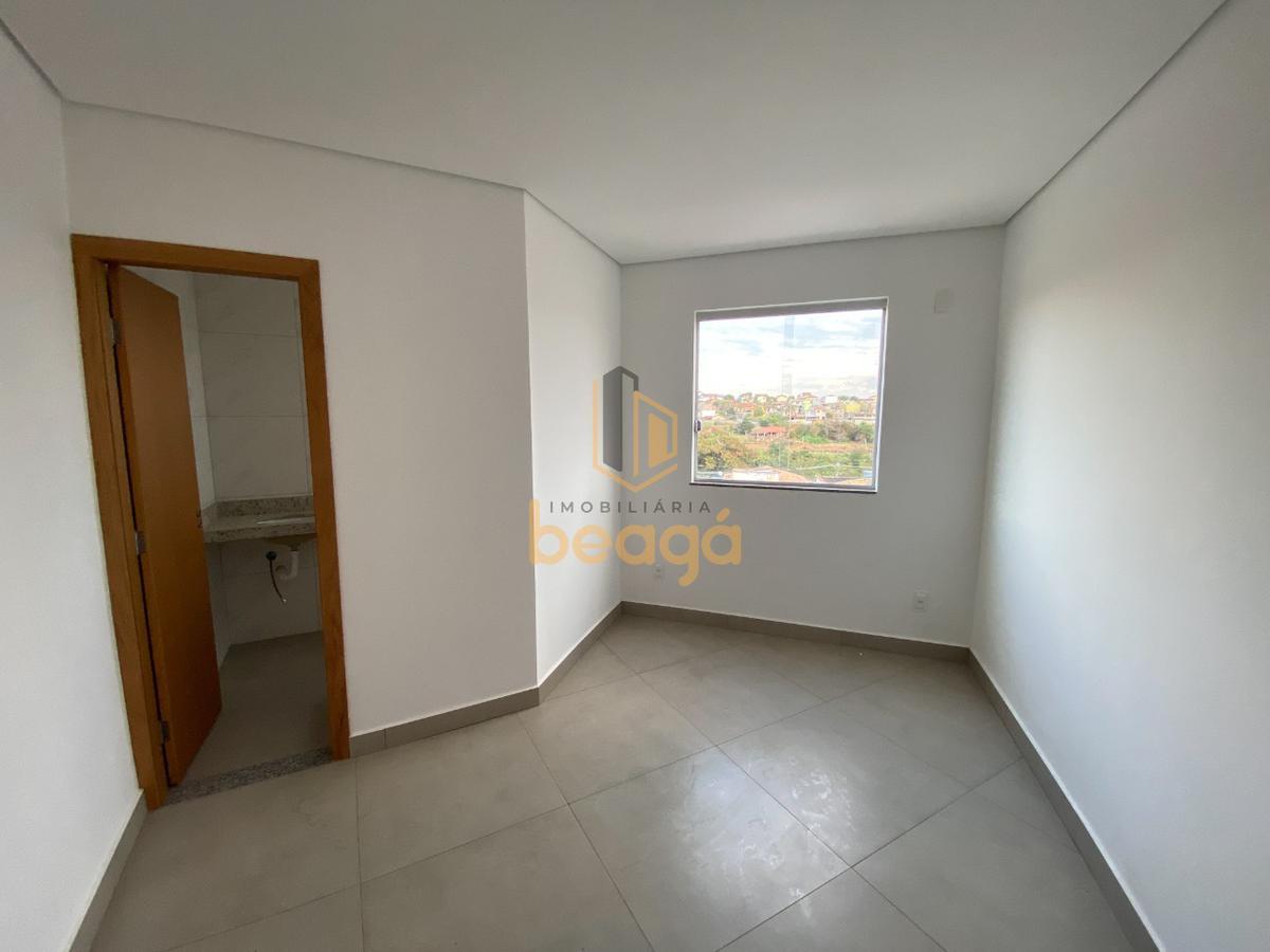 Casa, Parque Xangri-lá, 3 Quartos, 2 Vagas, 1 Suíte