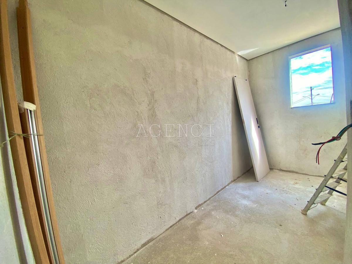 Casa, Vale do Sol, 2 Quartos, 0 Vaga, 1 Suíte