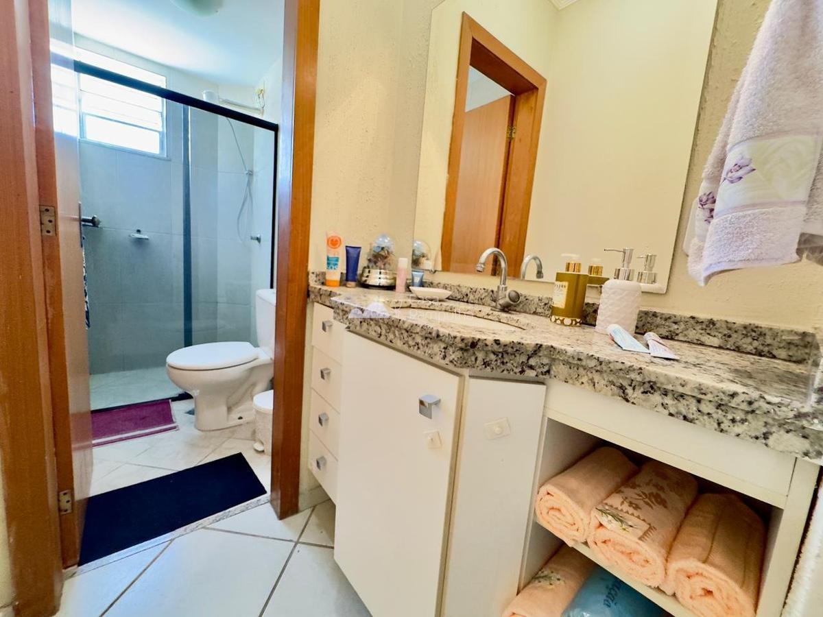 Apartamento, Santa Branca, 3 Quartos, 2 Vagas, 1 Suíte