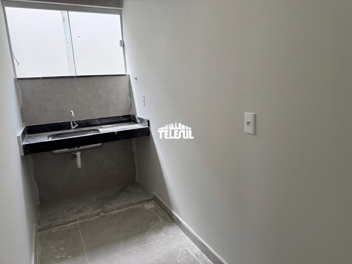 Galpão, Rezende, 0 Quarto, 0 Vaga