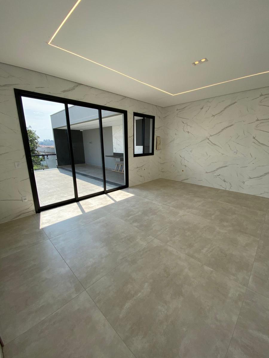 Casa, Santa Luiza, 4 Quartos, 6 Vagas, 2 Suítes