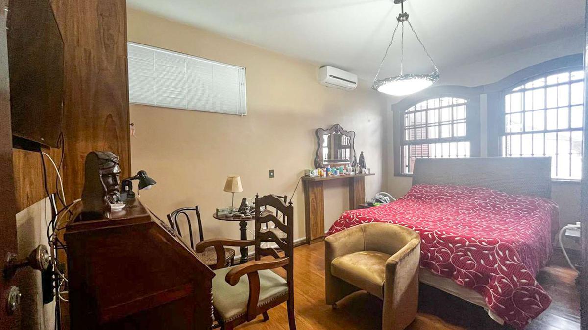 Casa, Comiteco, 5 Quartos, 6 Vagas, 2 Suítes