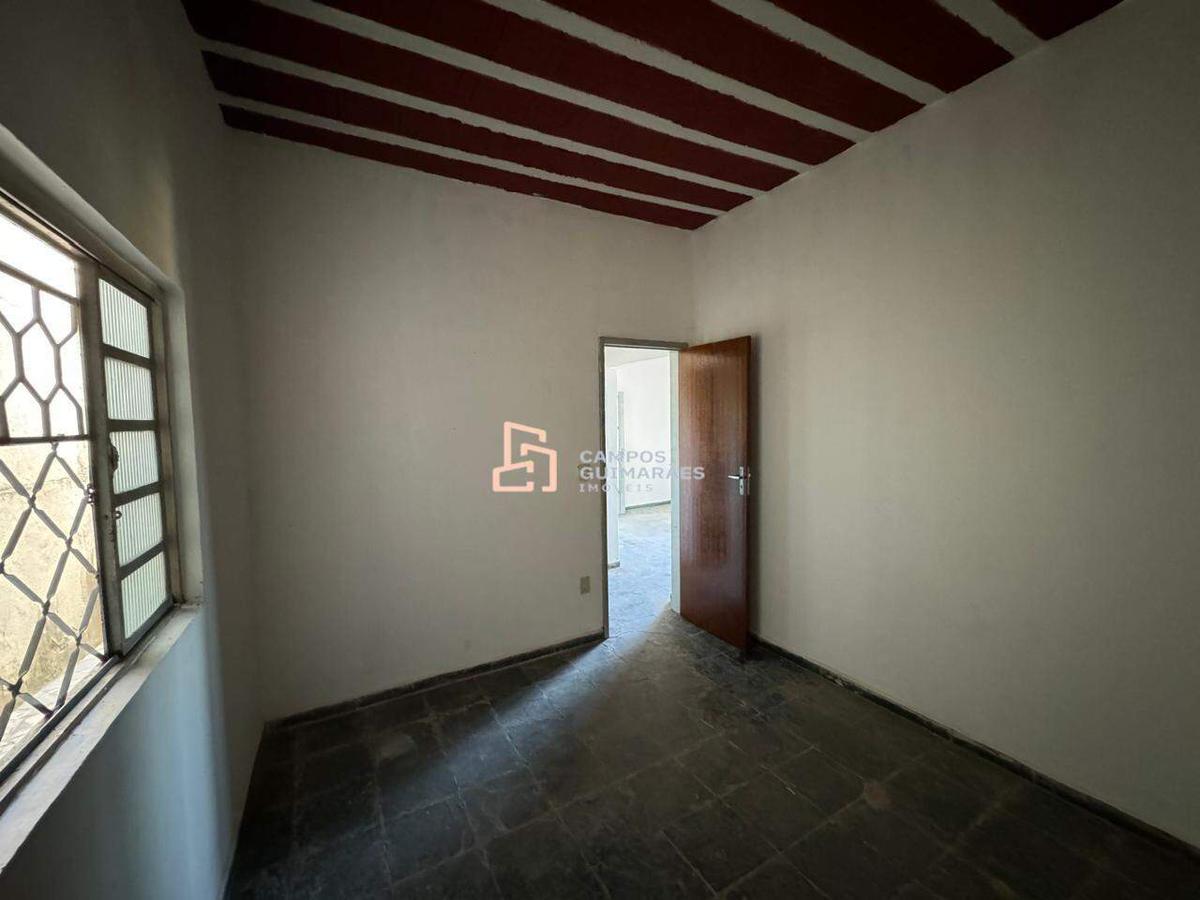 Casa, Vista Alegre, 2 Quartos, 1 Vaga