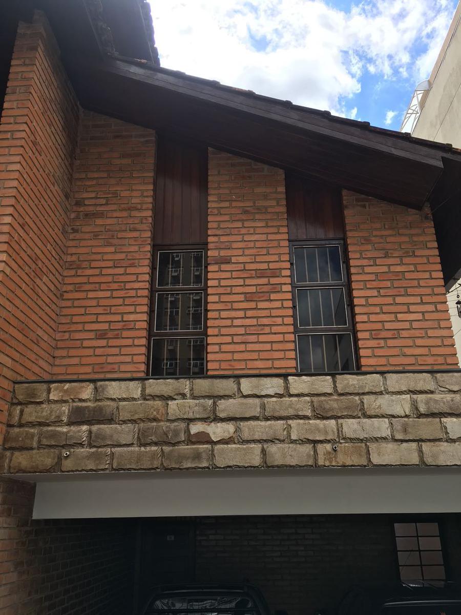 Casa, Pampulha, 6 Quartos, 4 Vagas, 2 Suítes